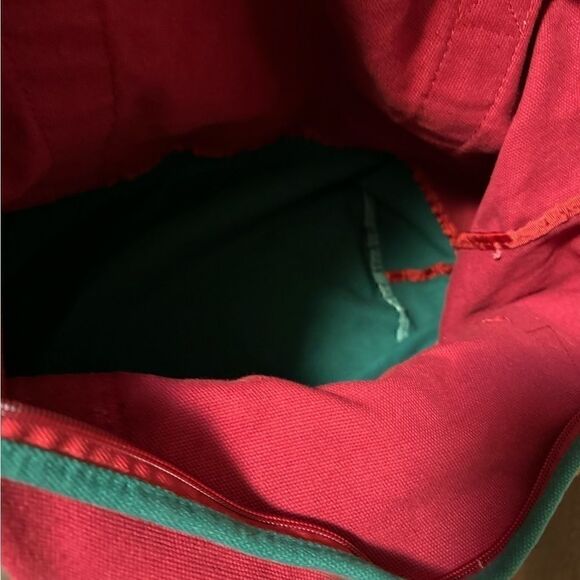 Holiday Disney Parks Tote Bag – Great Used Condition - Picture 6 of 7